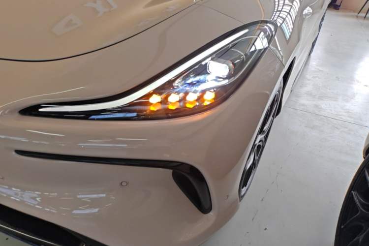 Used IM LS6 2023 Max Standard Edition Left Front Headlight