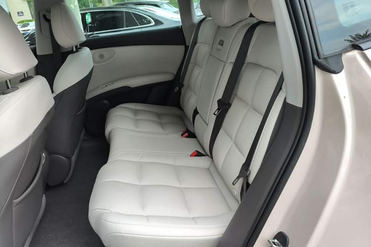 Used IM LS6 2023 Max Enhanced Performance Edition Left Rear Seat