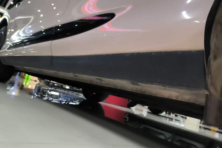 Used IM LS6 2023 Max Standard Edition Left Side Sill