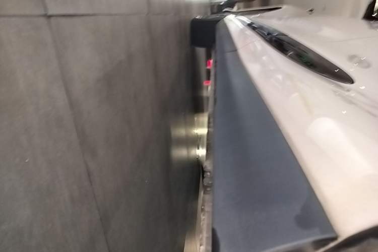 Used IM LS6 2023 Max Standard Edition Left Side Sill