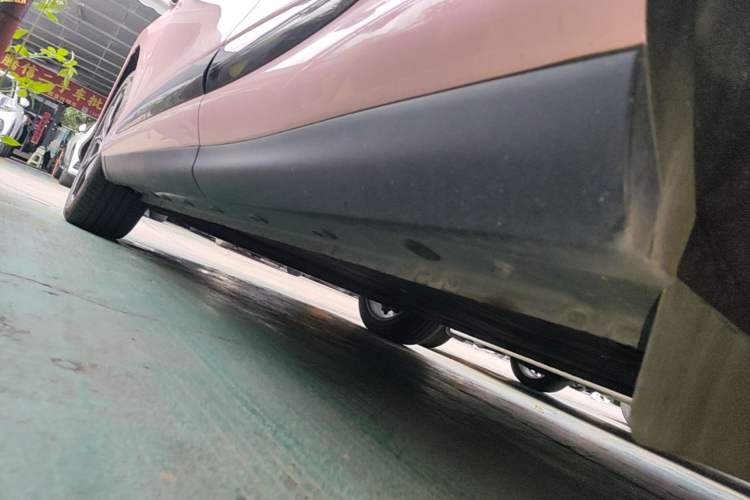 Used IM LS6 2023 Max Standard Edition Left Side Sill
