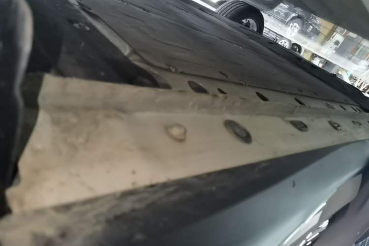 Used IM LS6 2023 Max Standard Edition Left Side Sill