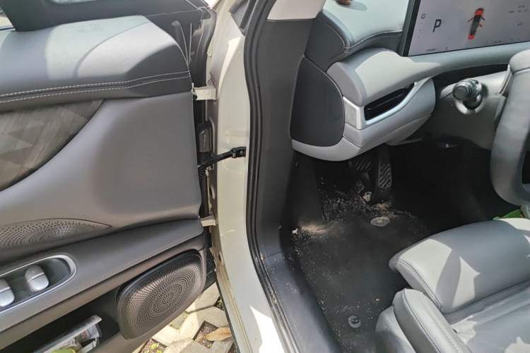 Used IM LS6 2023 Max Standard Edition Driver Seat