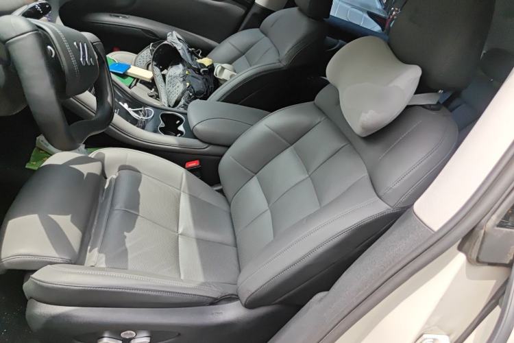 Used IM LS6 2023 Max Standard Edition Left Front Seat