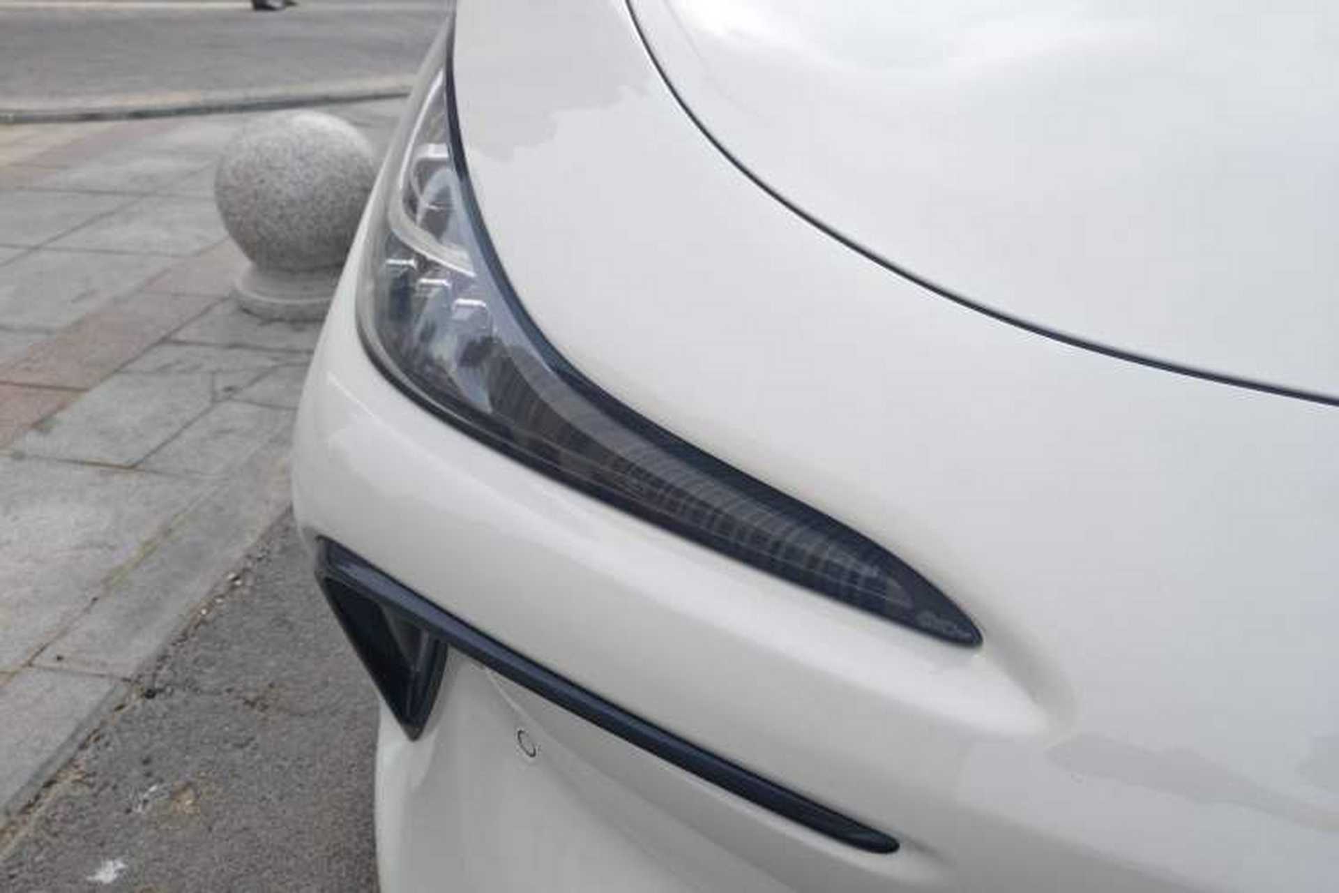 Used IM LS6 2023 Max Standard Edition Right Front Headlight
