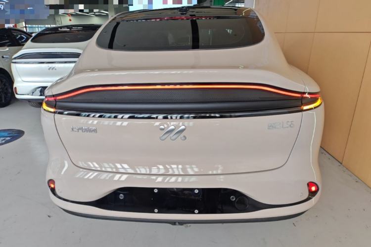 Used IM LS6 2023 Max Standard Edition Rear