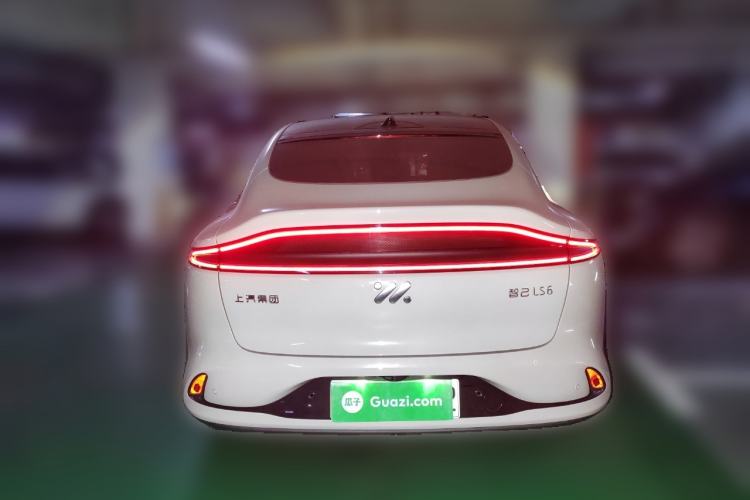 Used IM LS6 2023 Max Enhanced Performance Edition Rear