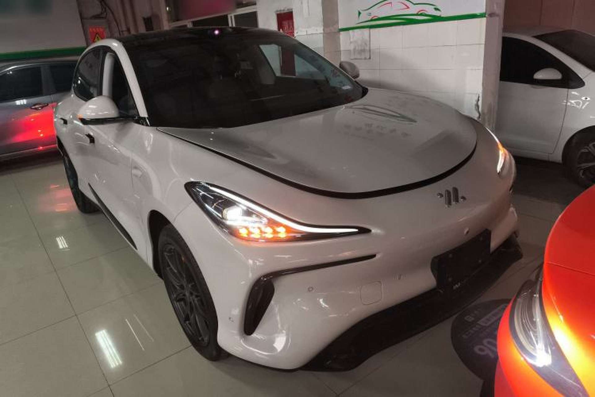 Used IM LS6 2023 Max Standard Edition Front Right 45 Deg