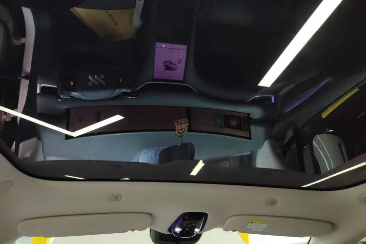 Used IM LS6 2023 Max Standard Edition Headliner