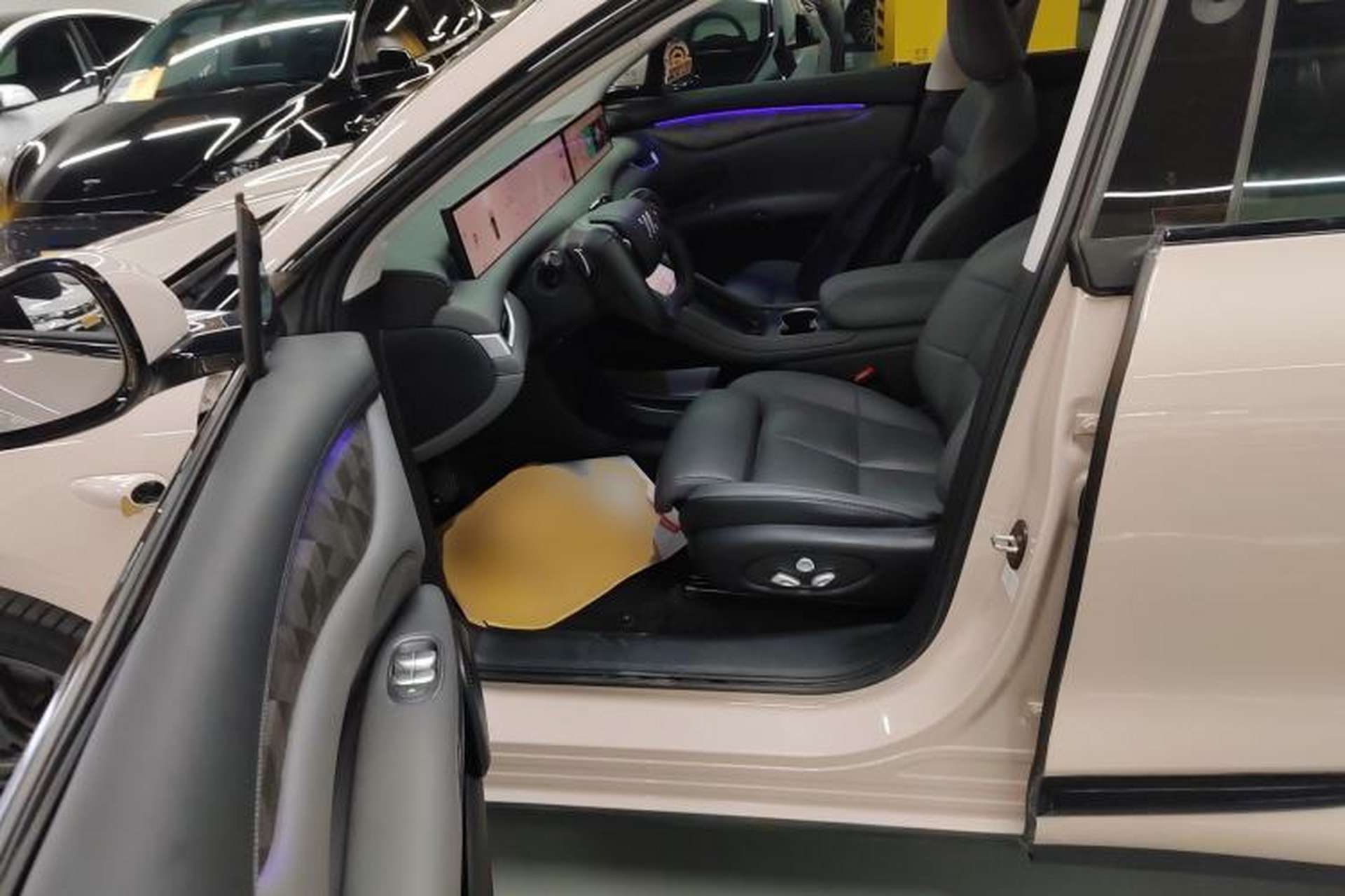 Used IM LS6 2023 Max Standard Edition Left Front Seat