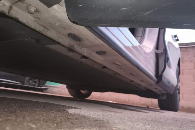 Used IM LS6 2023 Max Long-Range Version Left Side Sill