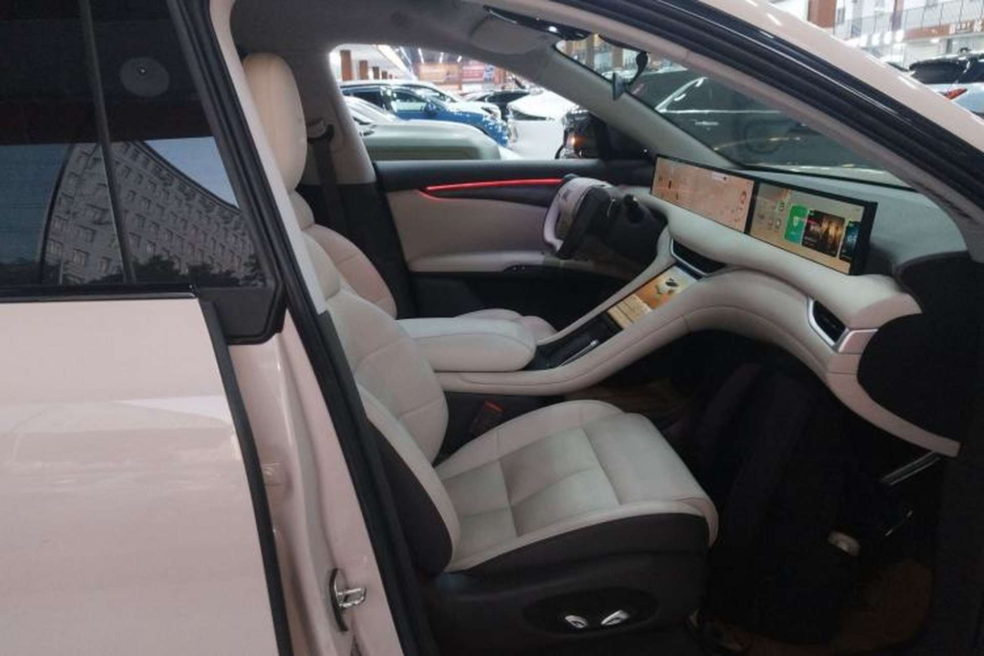 Used IM LS6 2023 Max Enhanced Performance Edition Right Front Seat