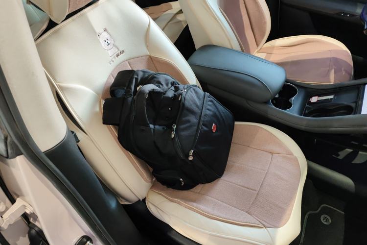 Used IM LS6 2023 Max Long-Range Version Right Front Seat