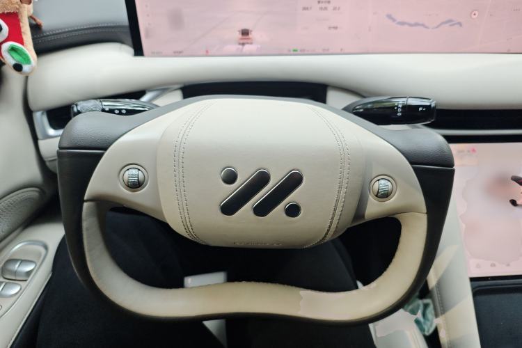 Used IM LS6 2023 Max Enhanced Performance Edition Steering Wheel
