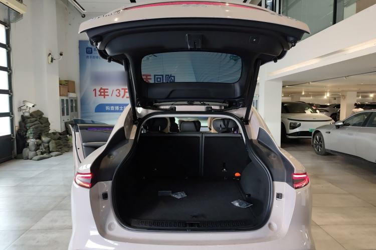 Used IM LS6 2023 Max Long-Range Version Trunk