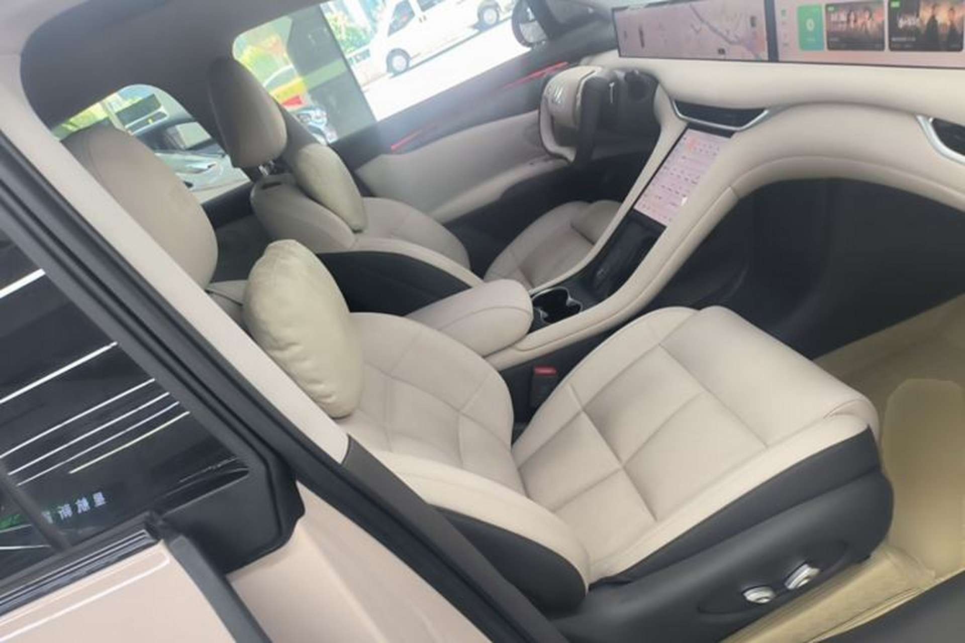 Used IM LS6 2023 Max Standard Edition Right Front Seat