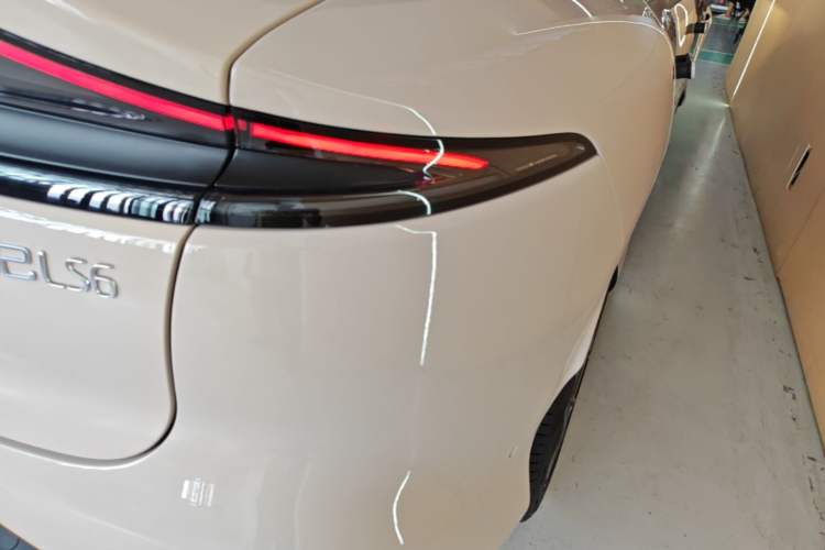 Used IM LS6 2023 Max Standard Edition Right Rear Taillight