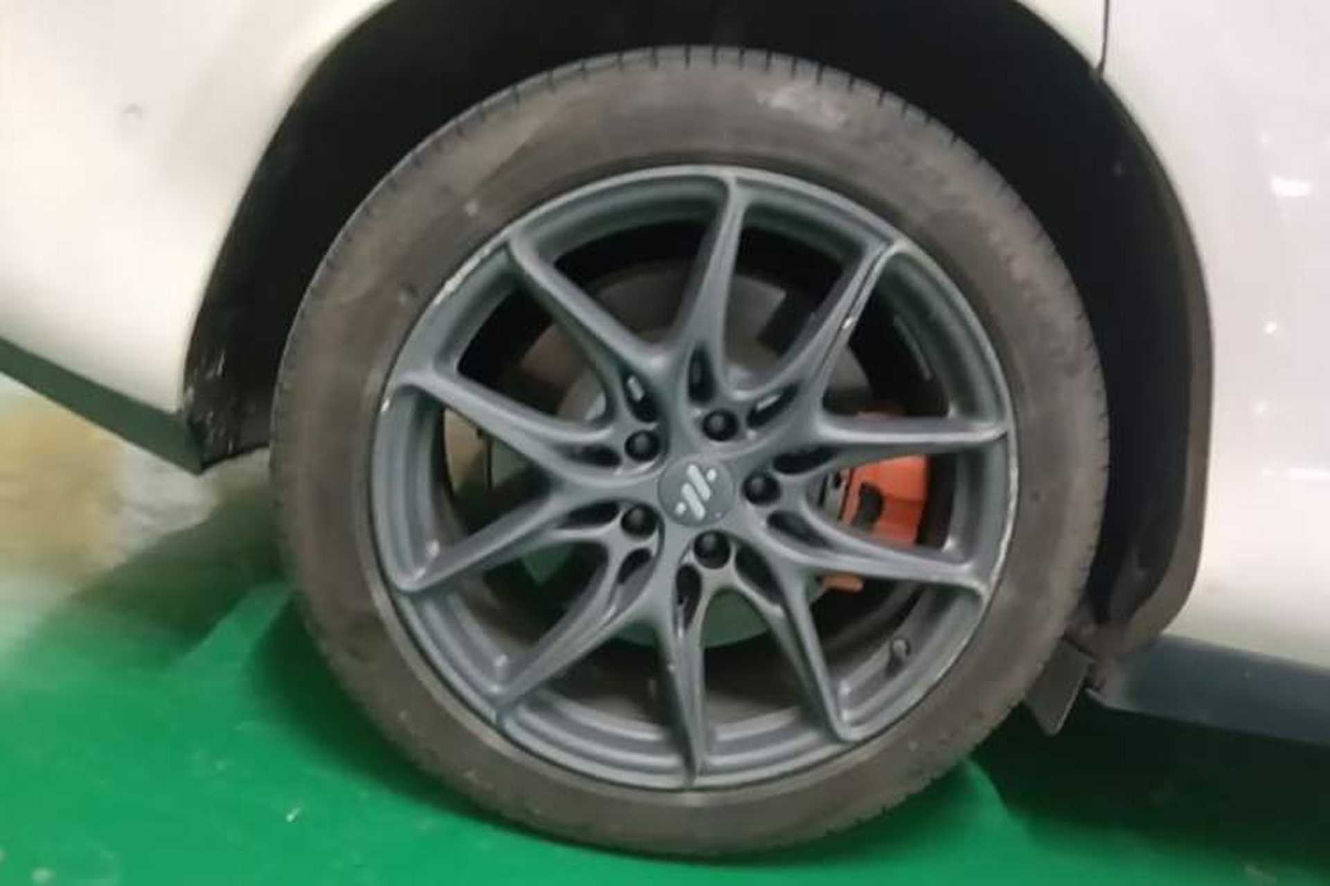Used IM LS6 2023 Max Standard Edition Right Rear Wheel Hub