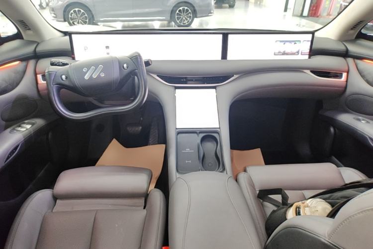 Used IM LS6 2023 Max Standard Edition Center Console