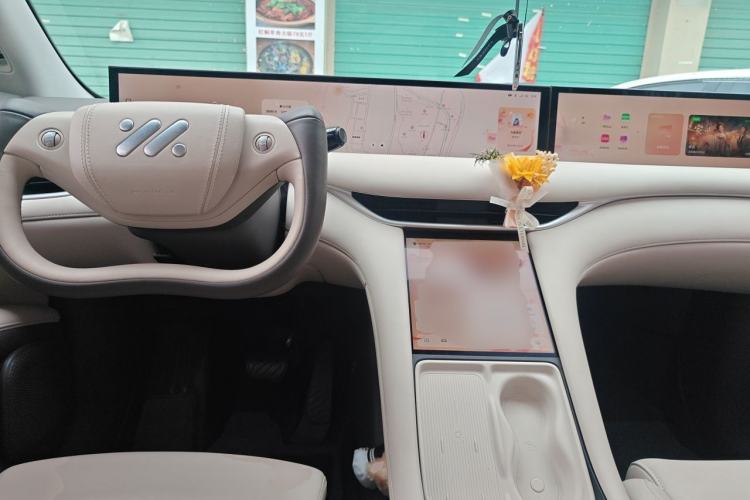Used IM LS6 2023 Max Standard Edition Center Console