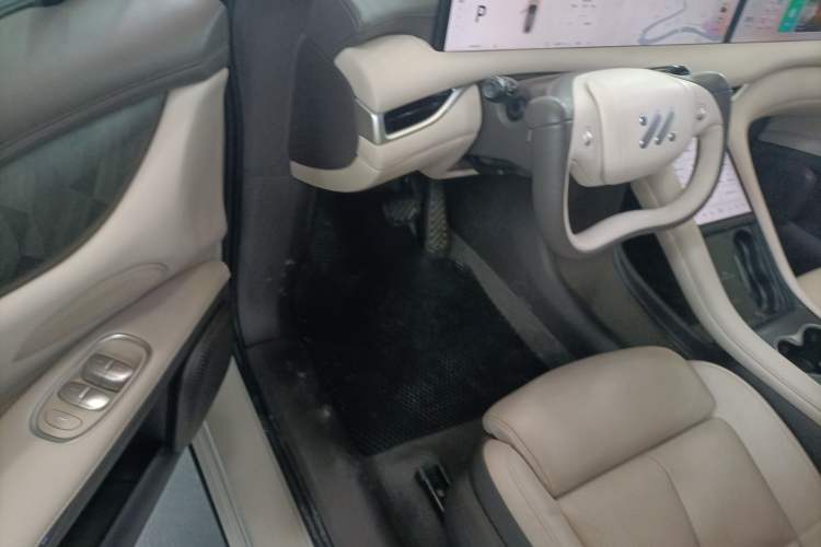 Used IM LS6 2023 Max Standard Edition Driver Seat