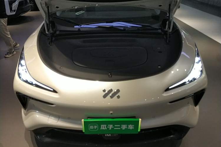 Used IM LS6 2023 Max Enhanced Performance Edition Engine Bay