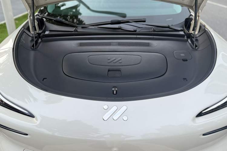 Used IM LS6 2023 Max Enhanced Performance Edition Engine Bay