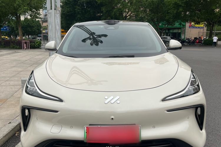 Used IM LS6 2023 Max Standard Edition Exterior 2