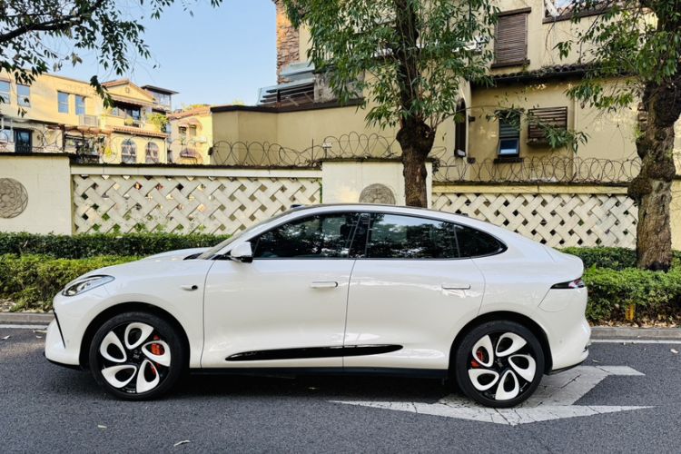 Used IM LS6 2023 Max Enhanced Performance Edition Exterior 3