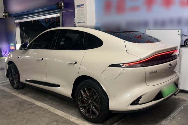Used IM LS6 2023 Max Standard Edition Exterior 4