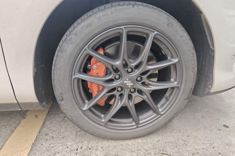 Used IM LS6 2023 Max Standard Edition Exterior 7