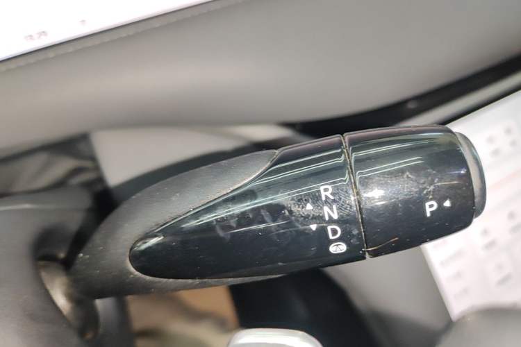 Used IM LS6 2023 Max Standard Edition Gear Lever