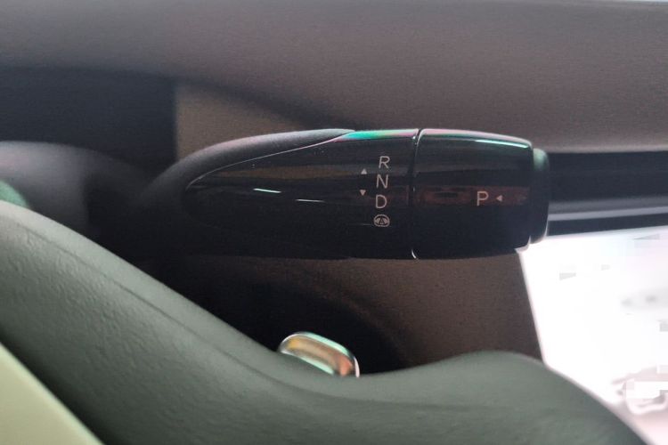Used IM LS6 2023 Max Standard Edition Gear Lever