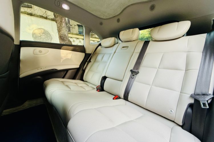 Used IM LS6 2023 Max Enhanced Performance Edition Headliner
