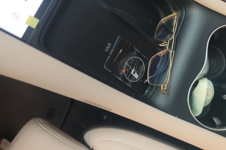 Used IM LS6 2023 Max Standard Edition Interior 1