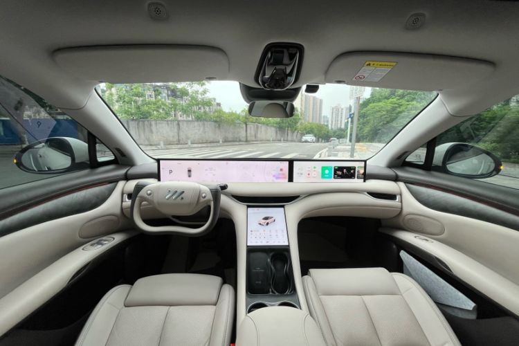 Used IM LS6 2023 Max Standard Edition Interior 4