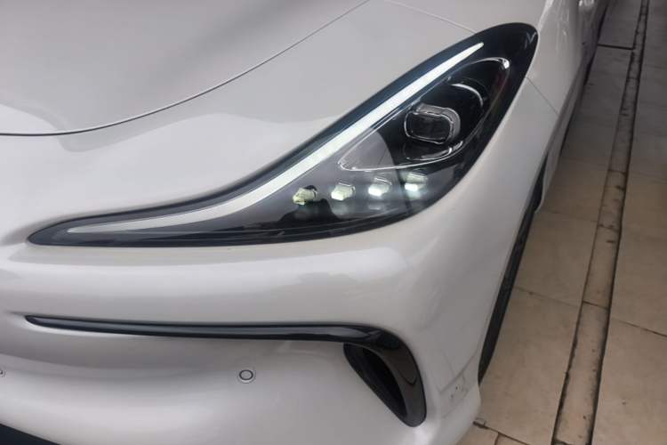 Used IM LS6 2023 Max Standard Edition Left Front Headlight