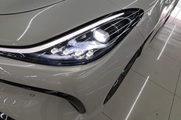 Used IM LS6 2023 Max Standard Edition Left Front Headlight