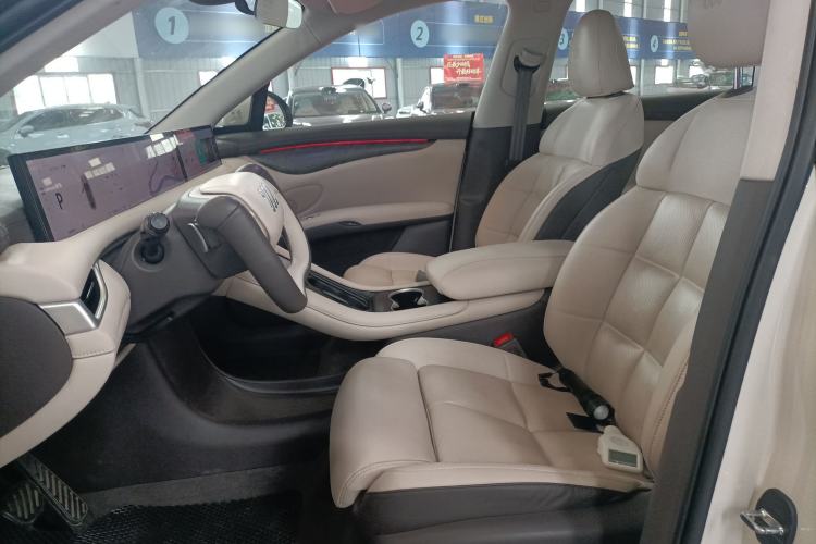 Used IM LS6 2023 Max Standard Edition Left Front Seat