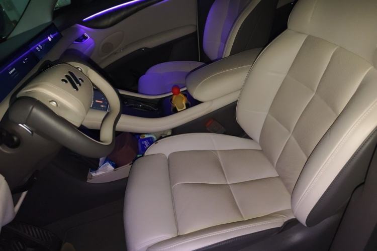 Used IM LS6 2023 Max Standard Edition Left Front Seat