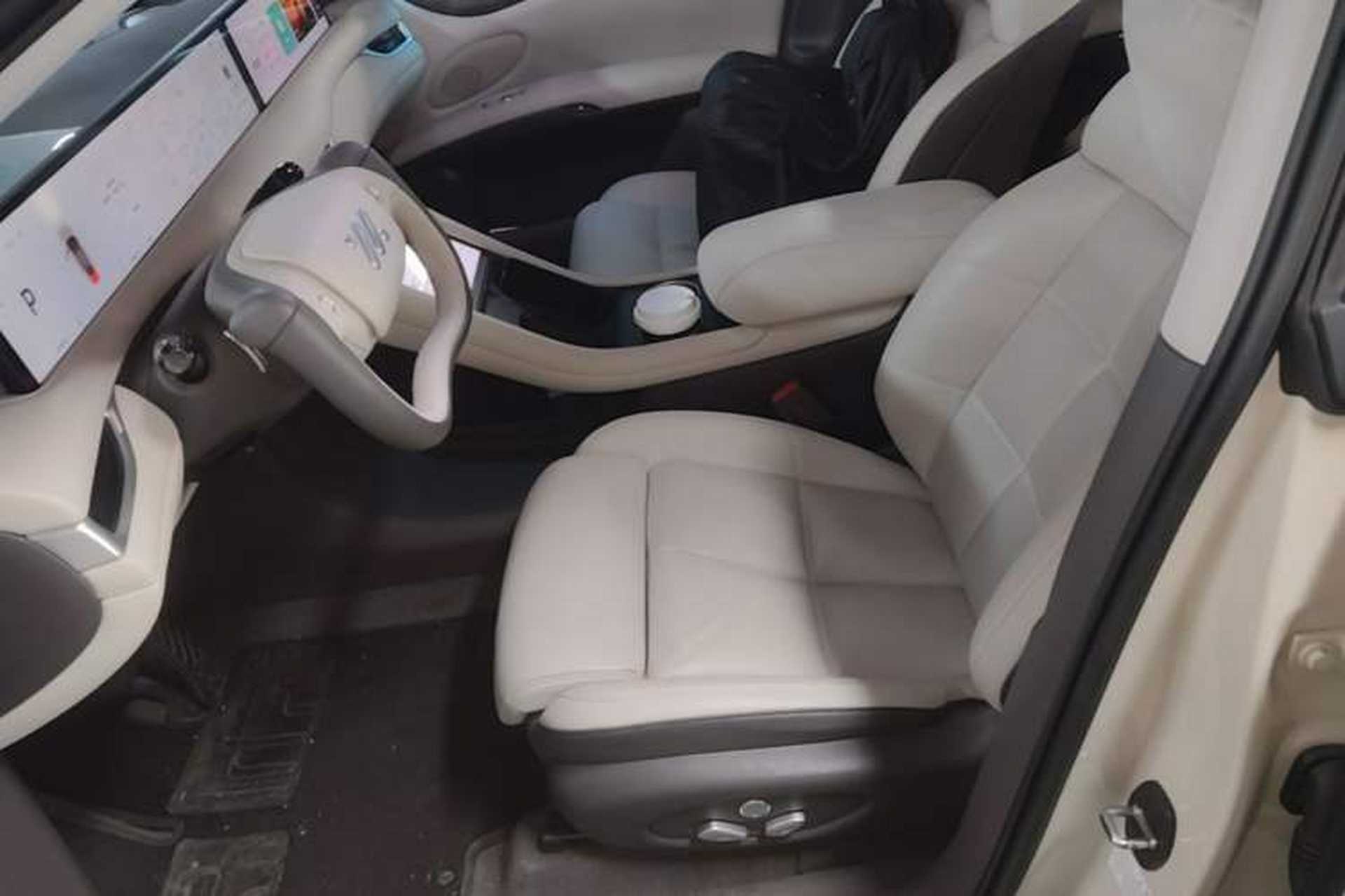 Used IM LS6 2023 Max Extended-Range Version Left Front Seat