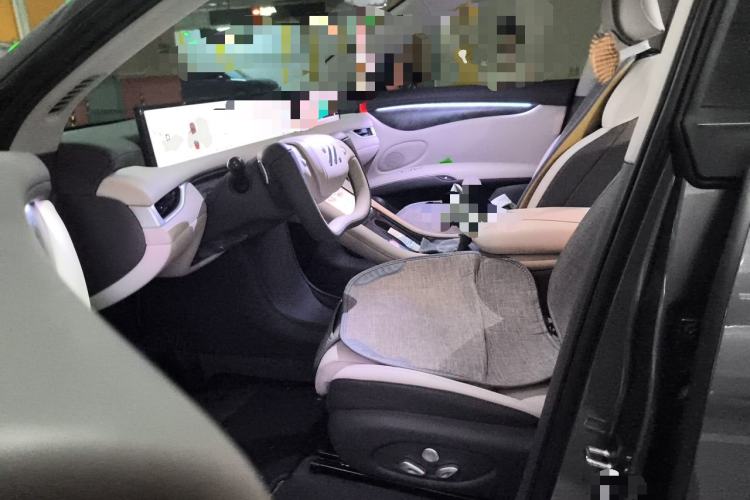 Used IM LS6 2023 Max Standard Edition Left Front Seat
