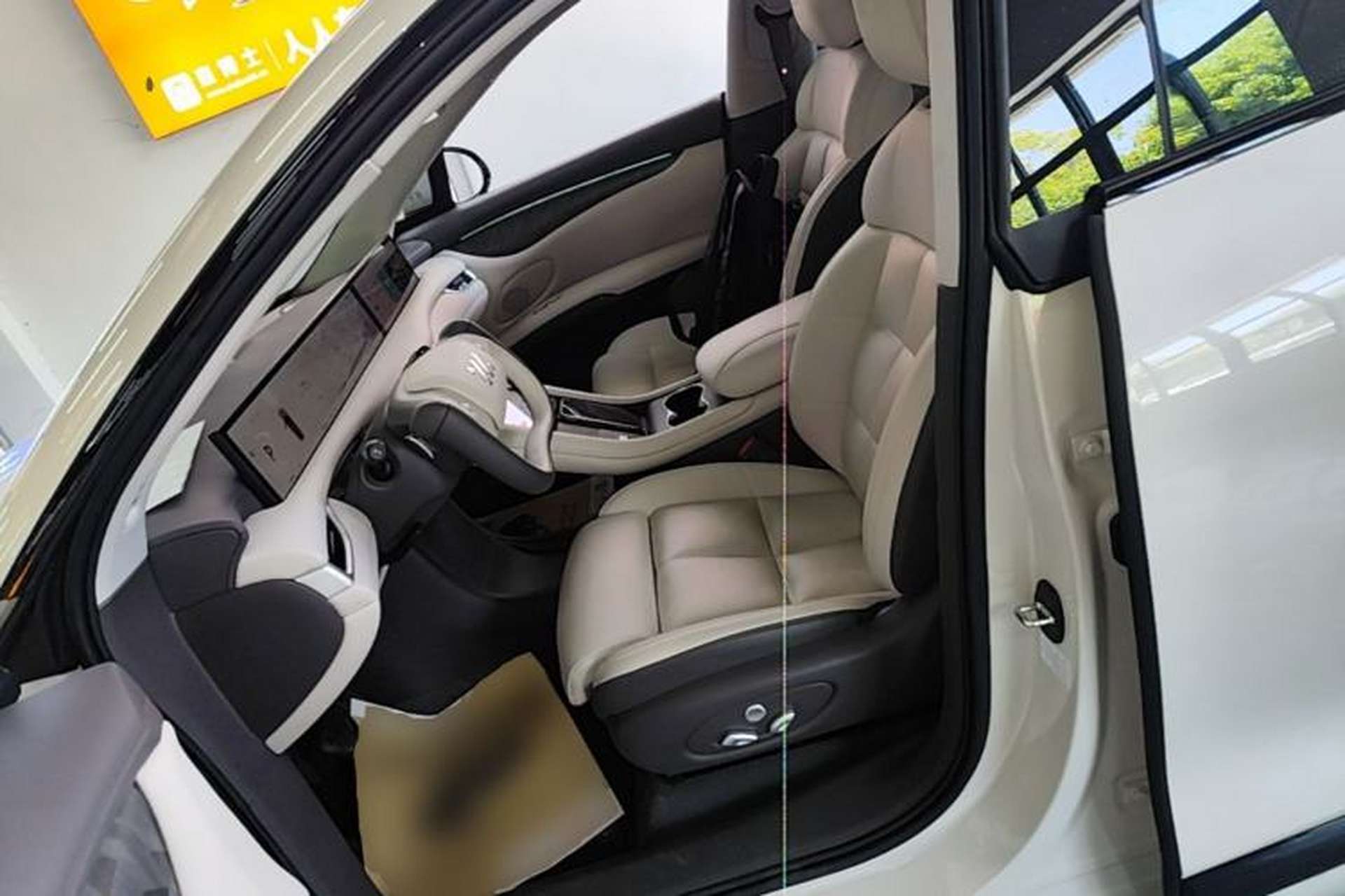 Used IM LS6 2023 Max Standard Edition Left Front Seat