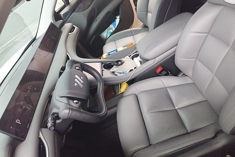 Used IM LS6 2023 Max Long-Range Version Left Front Seat