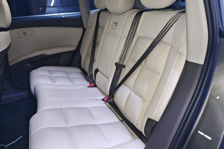 Used IM LS6 2023 Max Long-Range Version Left Rear Seat