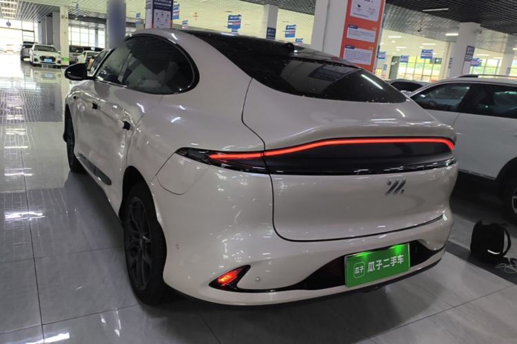 Used IM LS6 2023 Max Standard Edition Rear Left 45 Deg