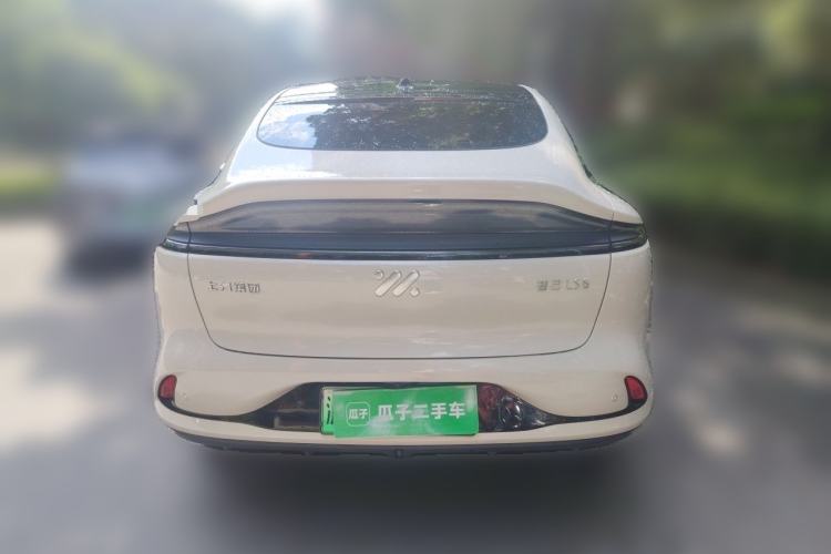 Used IM LS6 2023 Max Long-Range Version Rear