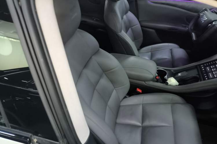 Used IM LS6 2023 Max Standard Edition Right Front Seat