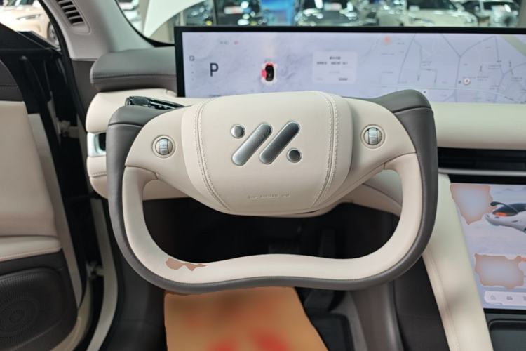 Used IM LS6 2023 Max Standard Edition Steering Wheel