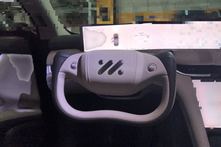 Used IM LS6 2023 Max Standard Edition Steering Wheel